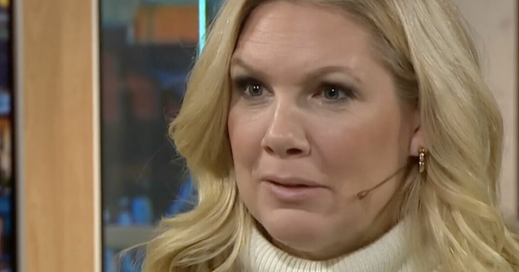 Anna Brolin är märkbart berörd i direktsändningen! Anna Brolin