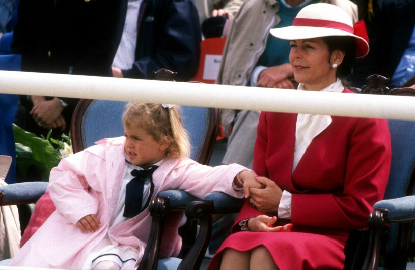 DROTTNING SILVIA och Prinsessan Madeleine på Stockholm horse show 1985