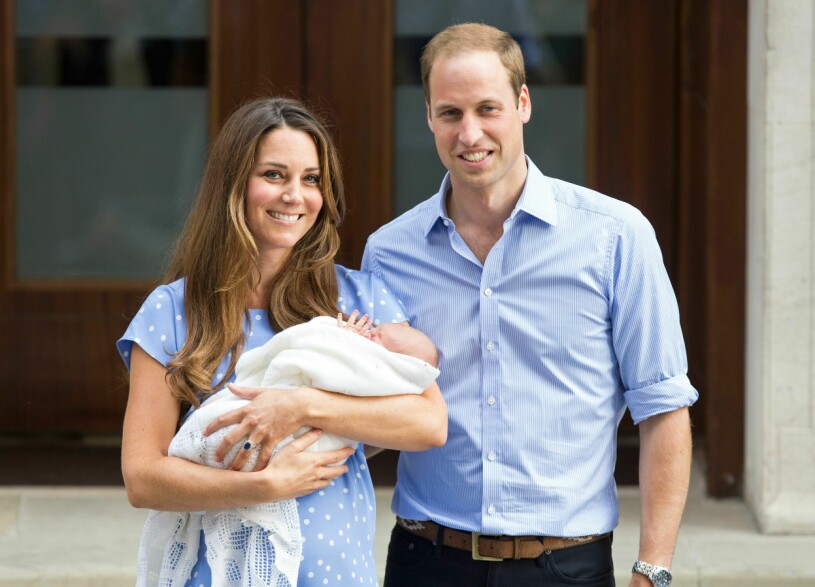 Kate Middleton och prins William med sin nyfödda son prins George, 2013
