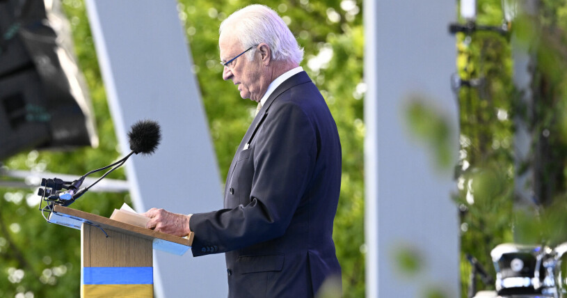 Kungen höll sitt traditionsenliga tal på Skansen, men avslutade det hela med några oväntade ord. Kung Carl Gustaf