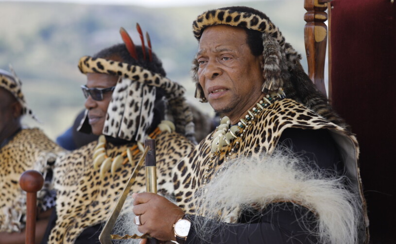 Kung Goodwill Zwelithini, som styrde Zulu i 50 år. Kung Goodwill Zwelithini Död Zulus kungafamilj