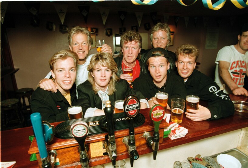 Casper Janebrink, Dennis Janebrink, Kim Carlsson, Lars Larsson "Lasseman", Tommy Carlsson, Dennis Janebrink, Hasse Carlsson. Arvingarna med kändispapporna