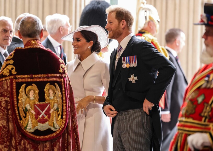 Harry och Meghan sågs mest i sällskap med hans kusiner... Meghan och Harry firar drottning Elizabeth 70 år på tronen