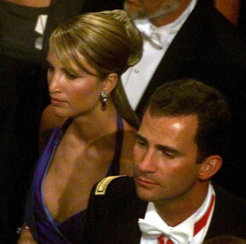 Felipe och norska Eva Sannum, som bland annat jobbade som underklädesmodell, på Mette-Marits bröllop 2001. Eva Sannum Kronprins Felipe Kung Felipe Mette-Marits Haakons bröllop 2001