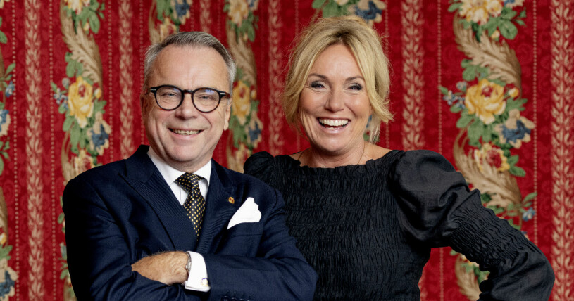 Det festas och busas bakom kulisserna i <span class=" italic" data-lab-italic_desktop="italic">Antikrundan</span> – Knut Knutson<span class=" italic" data-lab-italic_desktop="italic"> </span>är en av dem som utsatts. Knut Knutsson och Anne Lundberg
