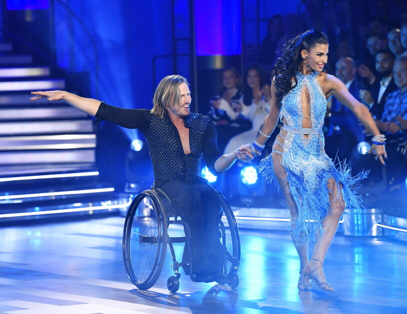 Jasmine Takács och Aron Andersson tvingades lämna Let's Dance i kvartsfinalen. Jasmine Takács och Aron Andersson