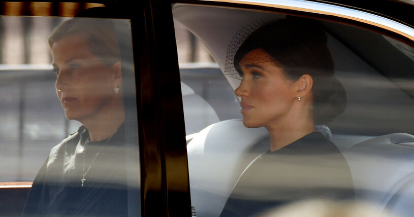 Sophie och Meghan åkte i en annan bil.