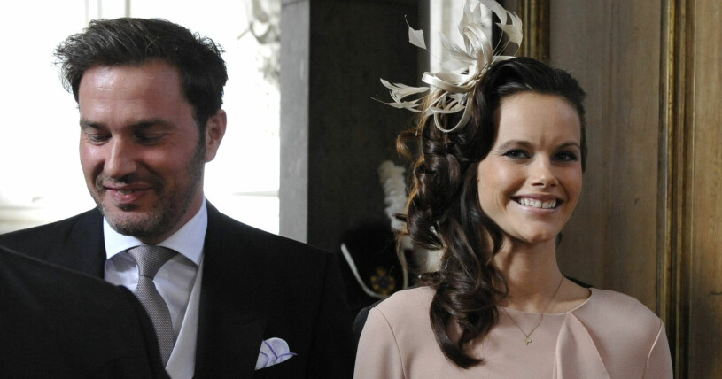 Chris O'Neill och prinsessan Sofia ler mot kameran på prinsessan Estelles dop 2012