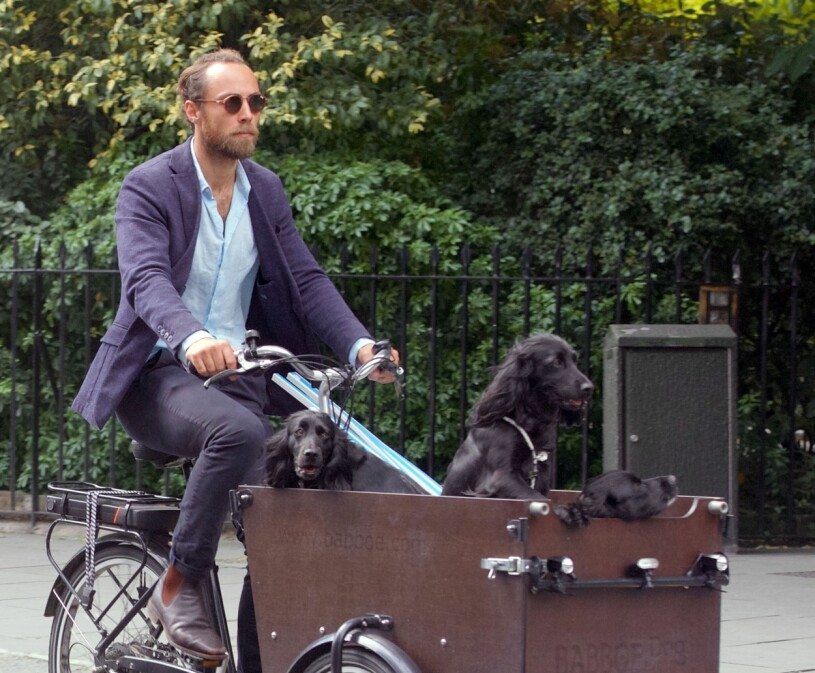 James har en otroligt stark relation till sina älskade hundar.