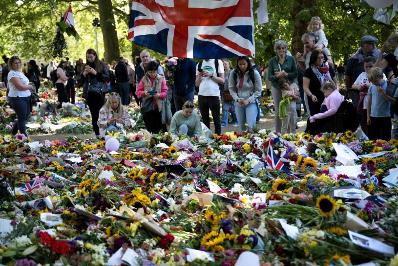 Britterna sörjer sin älskade drottning.