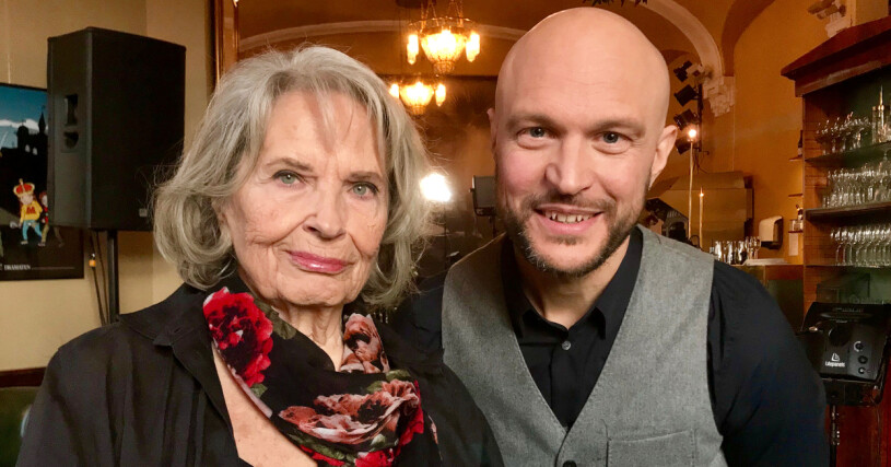 Gunnel Lindblom gästade programmet Sverige! 2018. Programledare: Fredrik Önnevall. gunnel lindblom död ingemar bergman