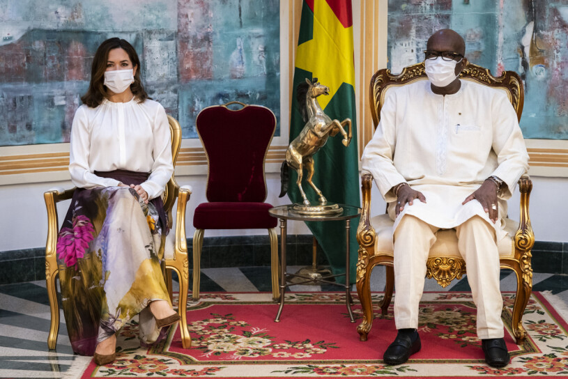 Till höger president Roch Marc Christian Kaboré. Kronprinsessan Mary Burkina Faso President Roch Marc Christian Kaboré Presidentpalatset