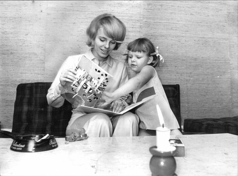 Marie och dottern Lolo 1967. Marie Göranzon med dottern Lolo Amble
