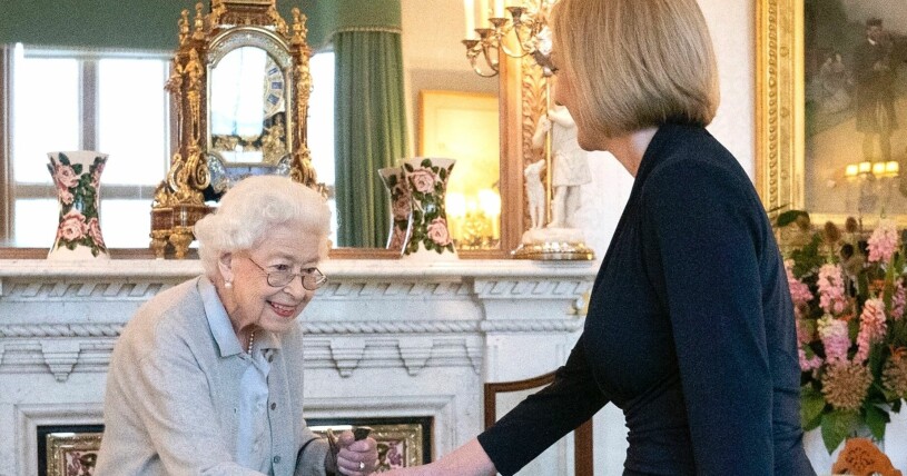 Drottning Elizabeth mötte under tisdagen Storbritanniens nya premiärminister Liz Truss. Drottning Elizabeth och Liz Truss