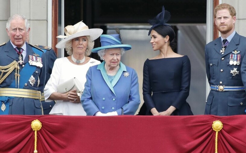 Onda ögat på slottsbalkongen: Det tidigare okända bråket mellan Meghan och Camilla.