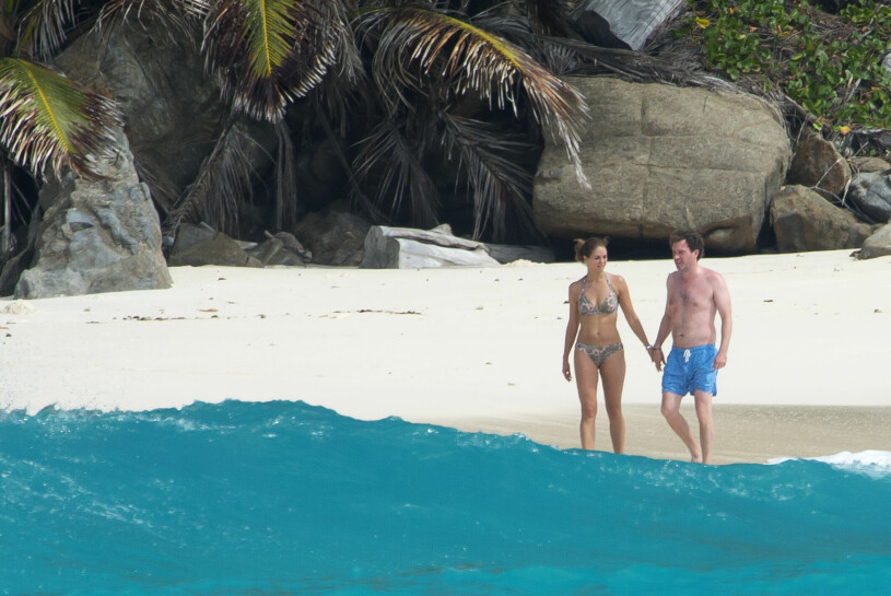 Chris och Madeleine under bröllopsresan på Seychellerna. Prinsessan Madeleine och Chris O’Neill på bröllopsresa på Seychellerna