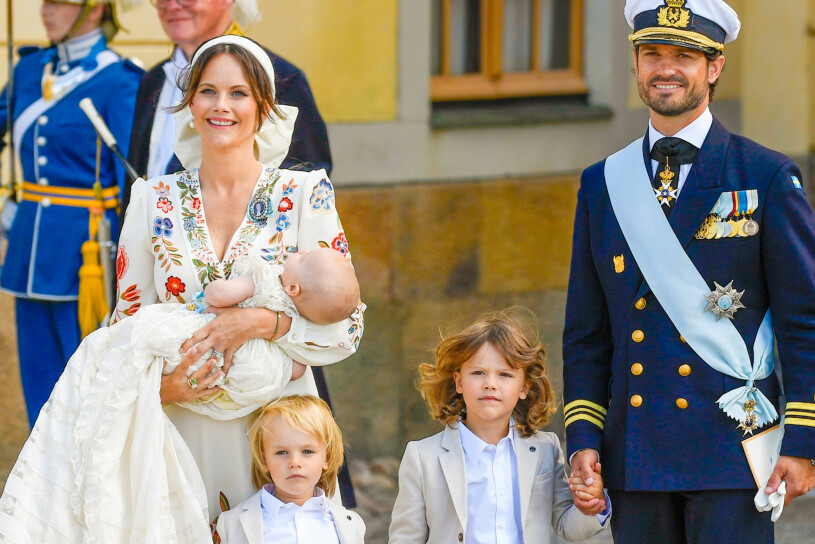 Sofia och Carl Philip med sin familj. Prins Julians dop Prinsessan Sofia Prins Carl Philip barnen