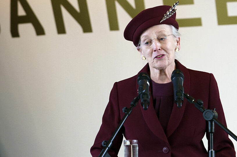 Drottning Margrethe i går, vid invigningen i Helsingör. Kort därefter testade hon positivt för covid. Drottning Margrethe invigning Helsingör coronasmittad sjuk i covid Museet for Søfart i Helsingør