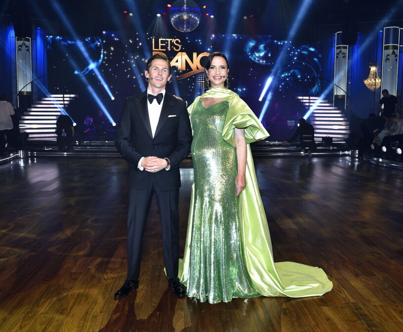 Petra Mede tvingas hoppa av Let's Dance. Programledarna David Lindgren och Petra Mede Finalen i Let's Dance 2022