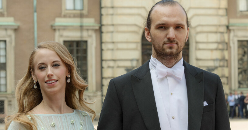 Sara Hellqvist tog med sig fästmannen Oskar Bergman på Carl Philips och Sofias bröllop – men något år senare bröts förlovningen. Sara Hellqvist och Oskar Bergman