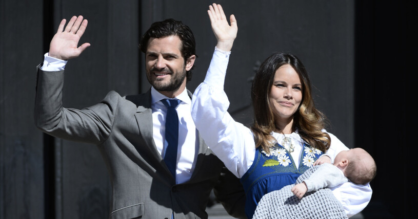 Nationaldagen 2016, här var lille Alexander inte ens två månader! Prins Carl Philip, prinsessan Sofia och prins Alexander