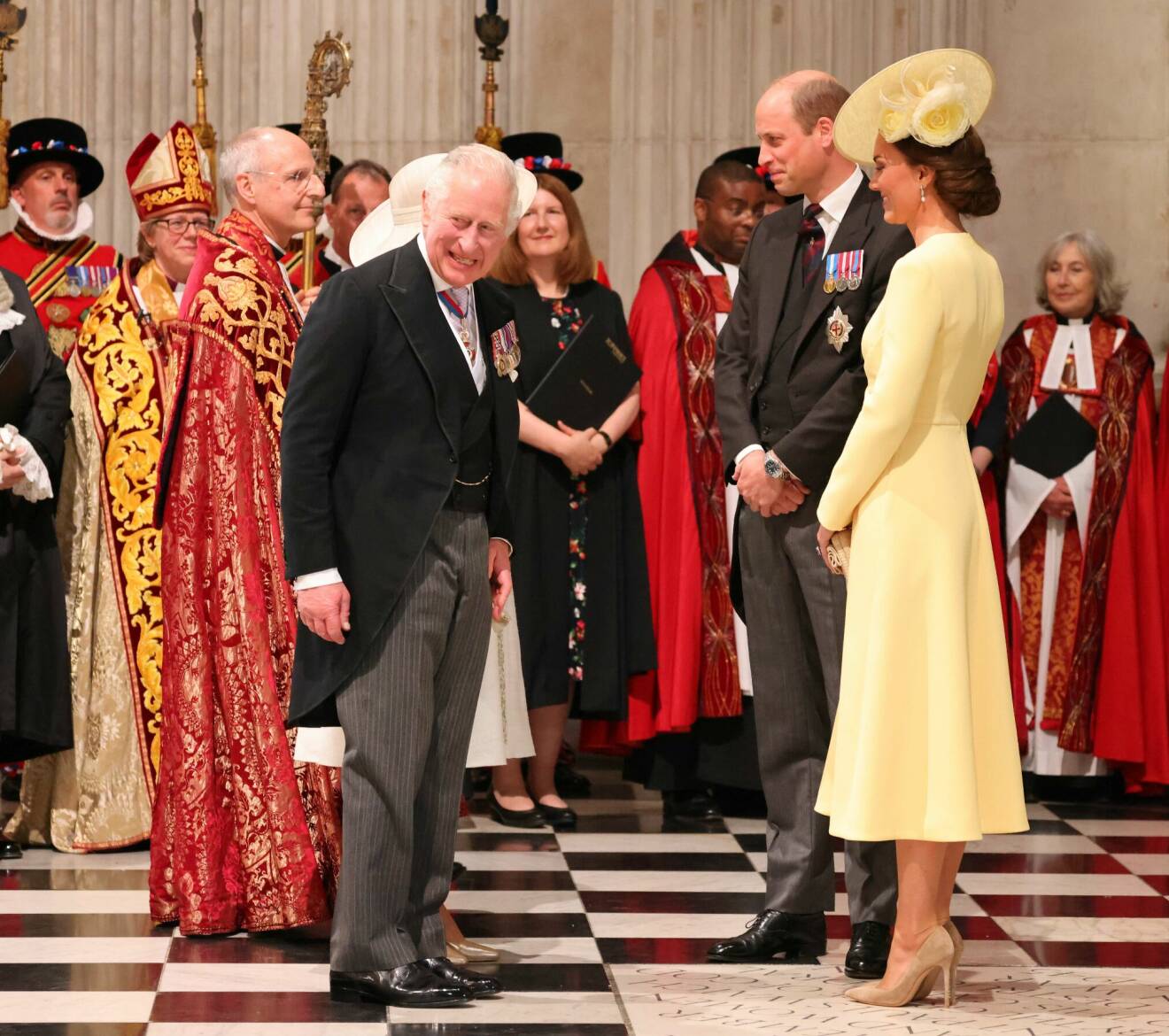 Kate William och prins Charles firar drottning Elizabeth 70 år på tronen