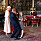 Prinsessan Estelle hälsar på sin gudfar kung Willem-Alexander under statsbesök från Nederländerna