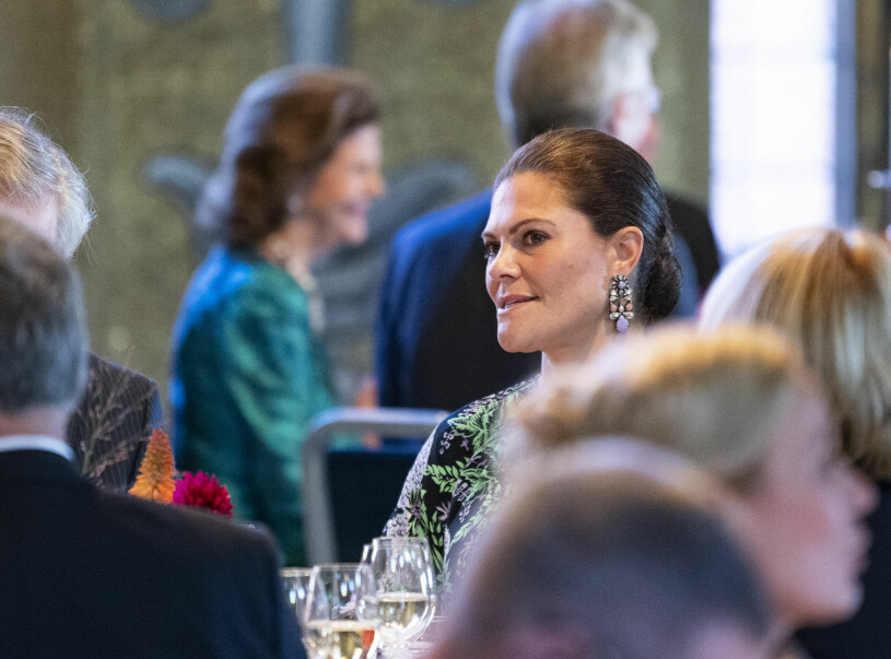 Kronprinsessan Victoria och hennes power-örhängen.
