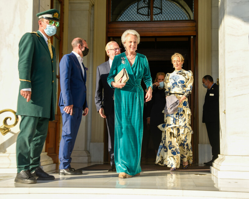 Prinsessan Benedikte med sin dotter prinsessan Alexandra och hennes man, greve Michael. Prinsessan Benedikte Prinsessan Alexandra Greve Michael Prins Philippos bröllop Aten
