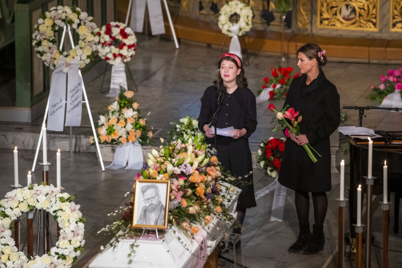 Maud Angelica Behn höll ett gripande tal på sin pappas begravning.