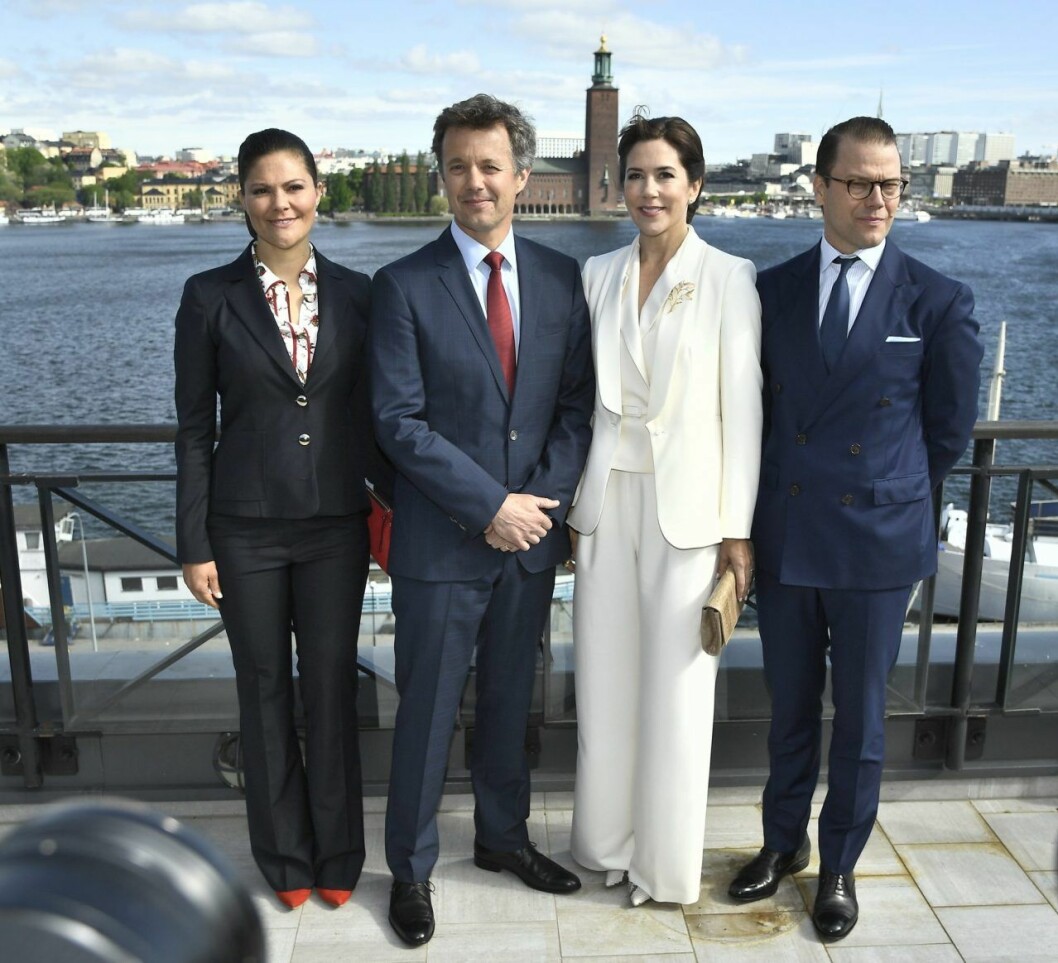 Victoria och Daniel med det danska kronprinsparet Victoria och Daniel på besök hos det danska kronprinsparet