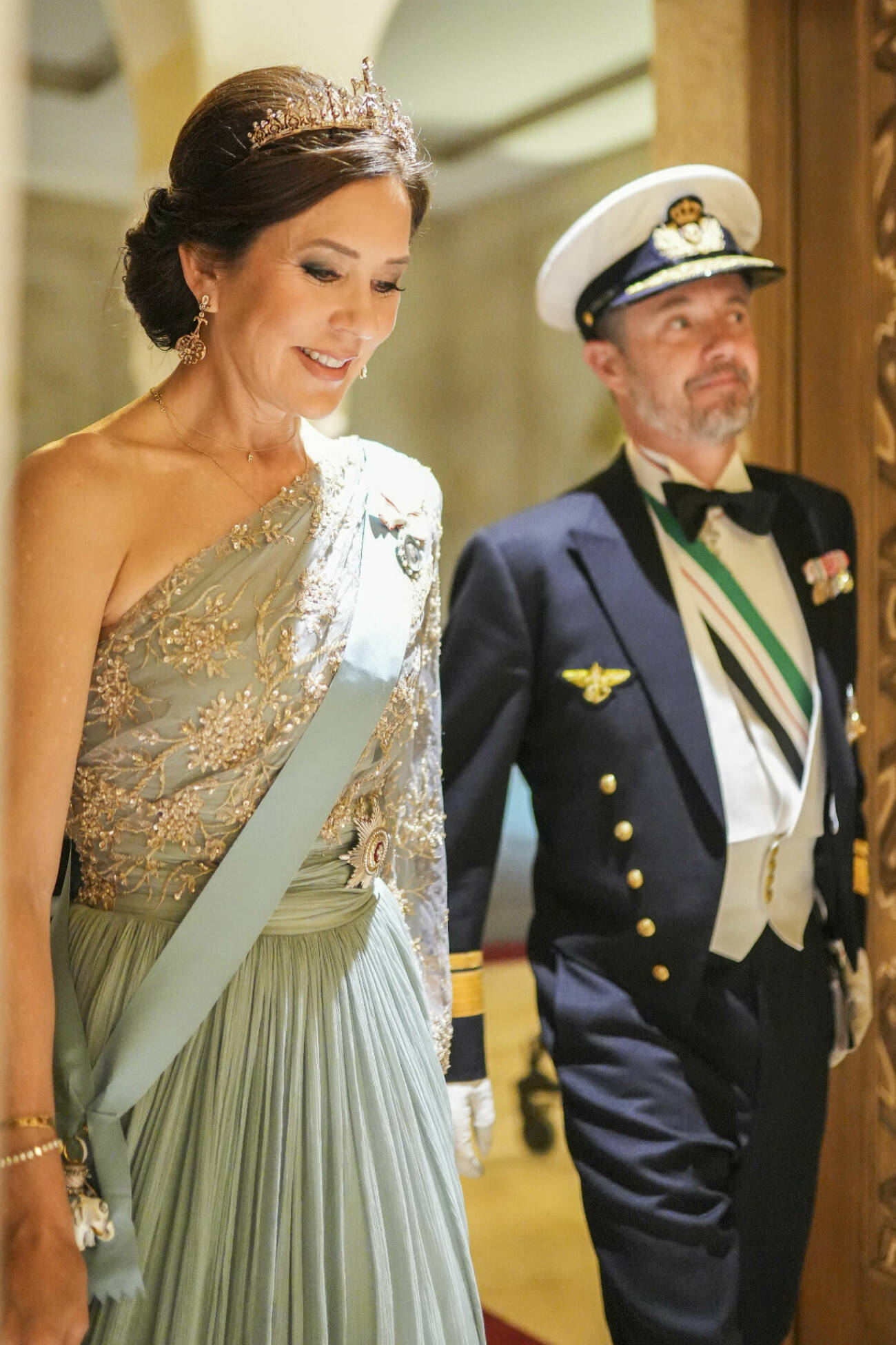 Kronprinsessan Mary och kronprins Frederik i Amman, på bröllop i jordanska kungafamiljen 2023