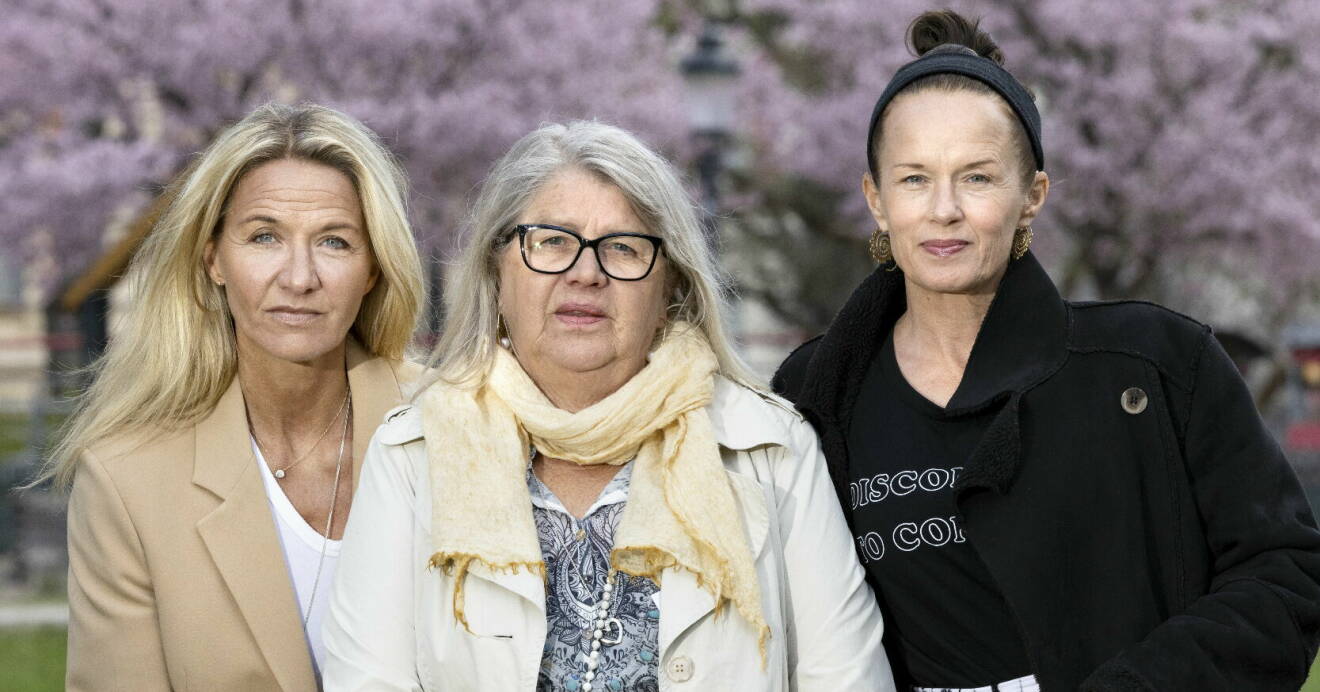 Kristin Kaspersen, Monica Svensson och Malin Berghagen poserar bredvid varandra utomhus