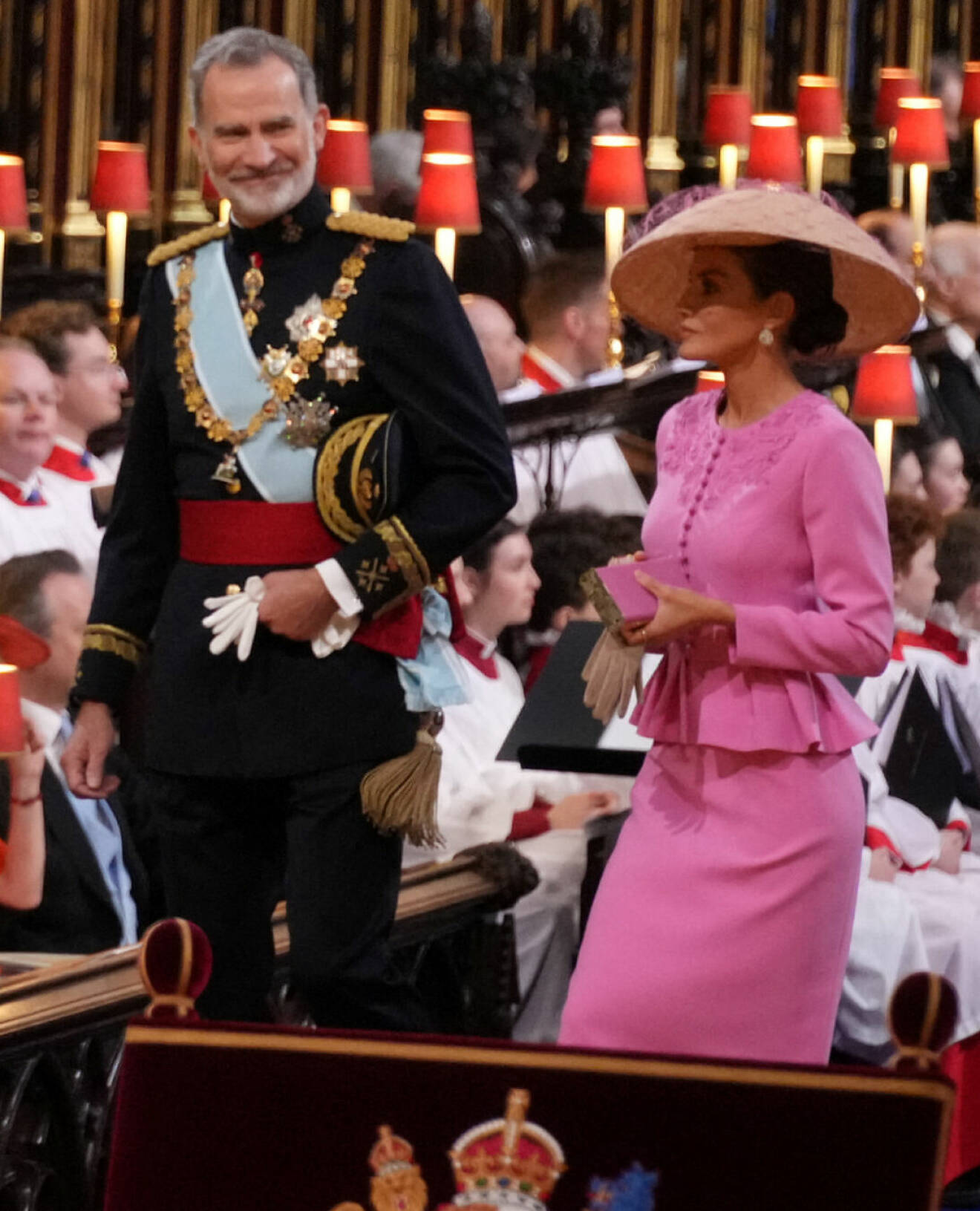 Kung Felipe och drottning Letizia på på kung Charles och drottning Camillas kröning
