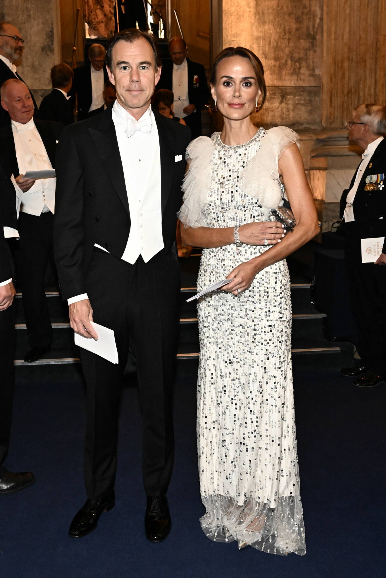 Leonie och Karl Johan Persson på middag på Stockholms slott – kungen 50 år på tronen