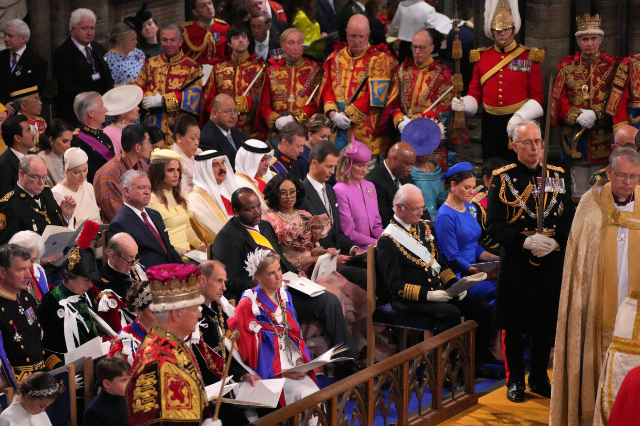 Gästerna på kung Charles och drottning Camillas kröning – kungen och kronprinsessan Victoria längst fram