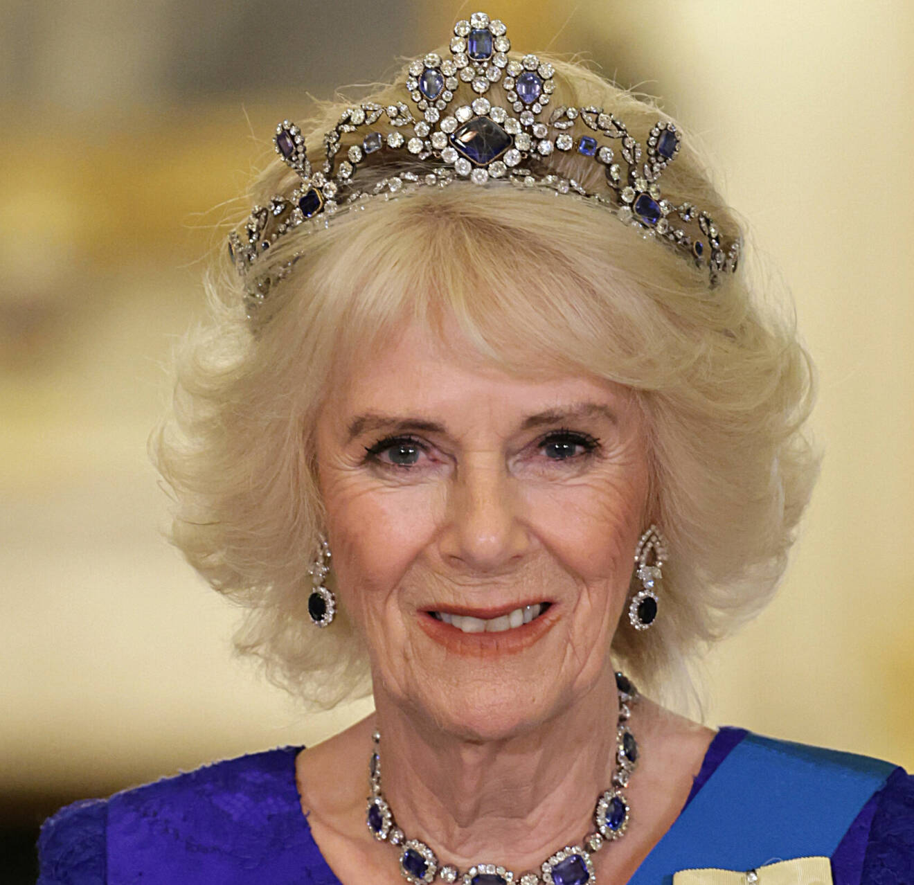 Drottning Camilla i tiara