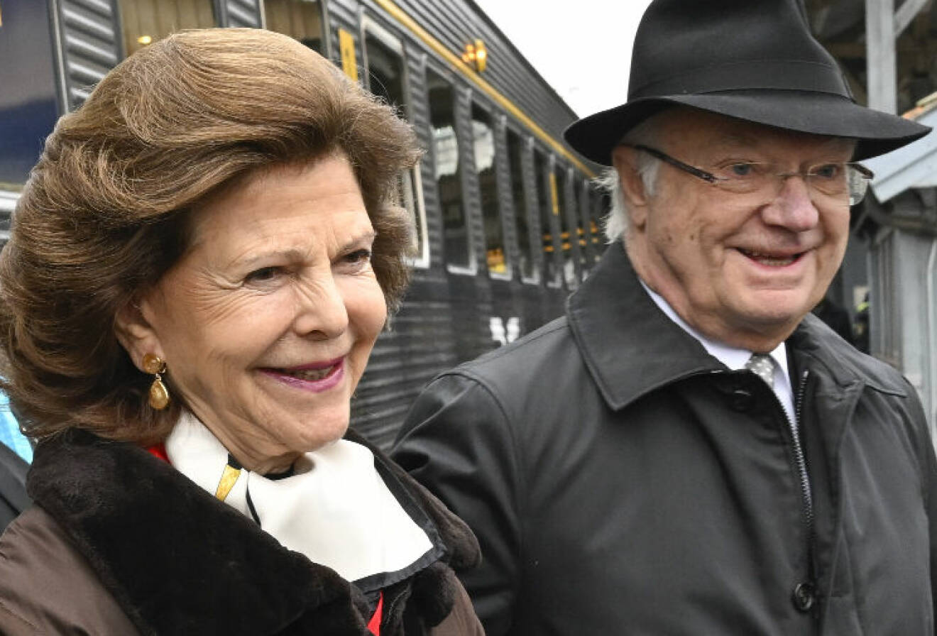 Kungen och drottning Silvia i Nyköping Södermanland – firar kungen 50 år på tronen