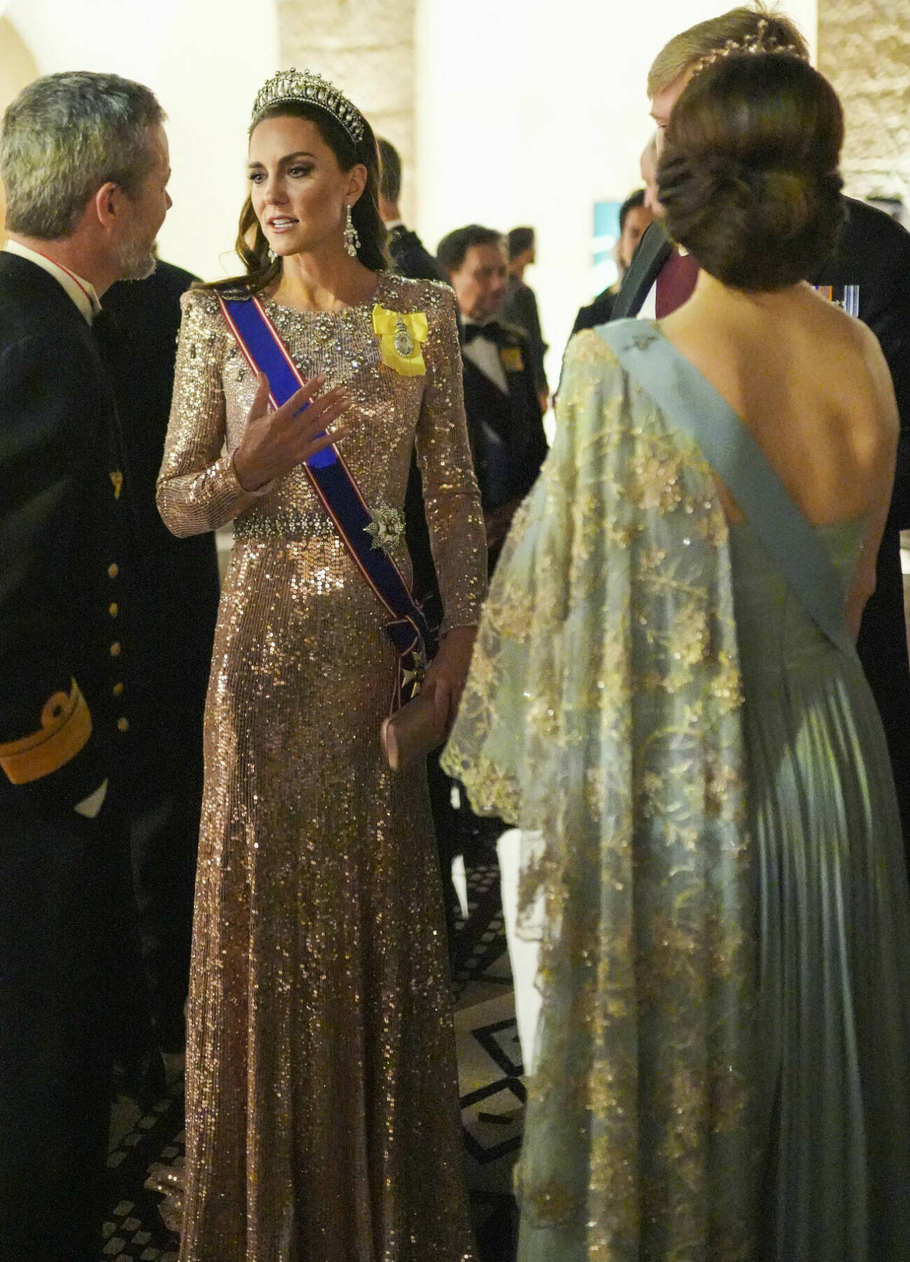 Prinsessan Kate, kronprins Frederik och kronprinsessan Mary i Amman, på bröllop i jordanska kungafamiljen 2023