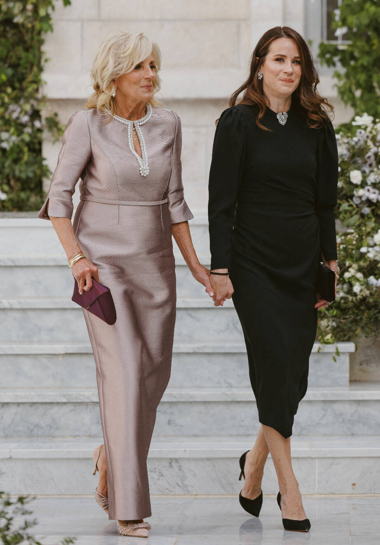 Kungligt bröllop i Jordanien 2023: USA:s First Lady Jill Biden med sin dotter Ashley