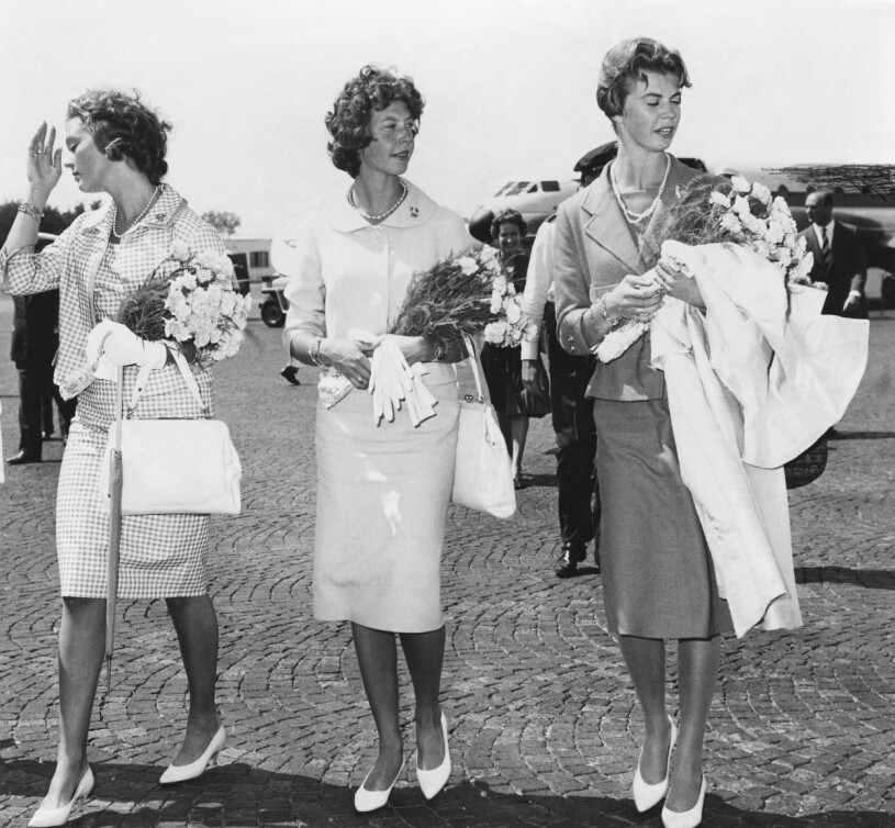Prinsessan Birgitta, till vänster med systrarna Désirée och Margaretha under sommar-OS i Rom, 1960. Prinsessan Birgitta, prinsessan Désirée och prinsessan Margaretha