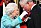 Kung Charles, då prins Charles, med drottning Elizabeth på hennes 90-årsdag 2016