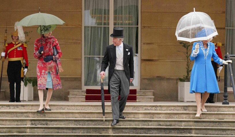 Prinsessan Anne, prins Charles och Camilla på drottning Elizabeths gardenparty på Buckingham Palace 2022