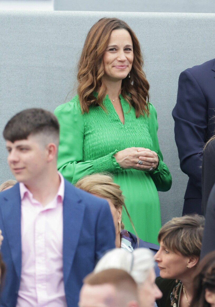 Pippa visade upp gravidmagen den 4 juni! Pippa Middleton