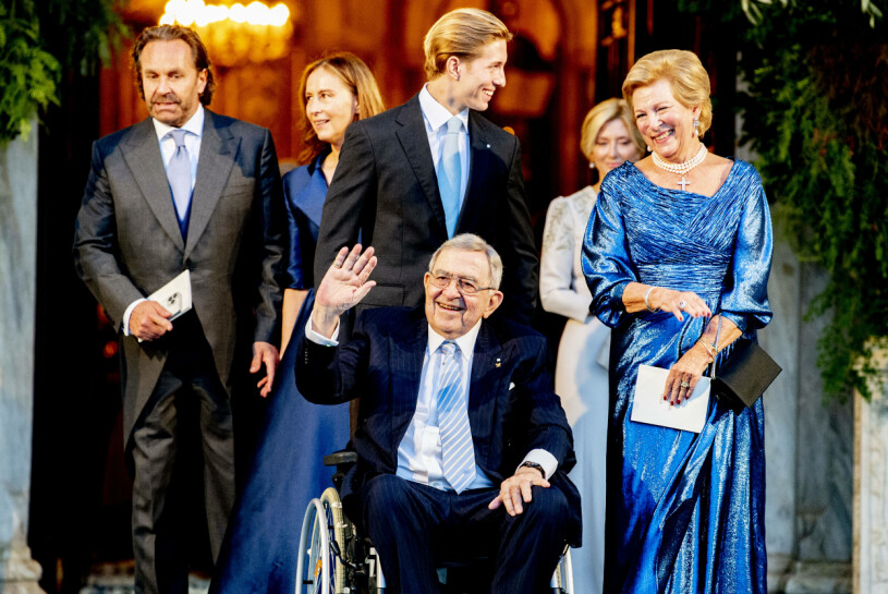En av de sista bilderna på kung Konstantin. I tisdags dog han, 82 år gammal. Kung Konstantin med familjen