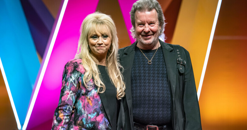 Nanne Grönvall ställde upp i Melodifestivalen 2020. Här med sin man och tillika Benny Anderssons son, Peter. Nanne och Peter Grönvall