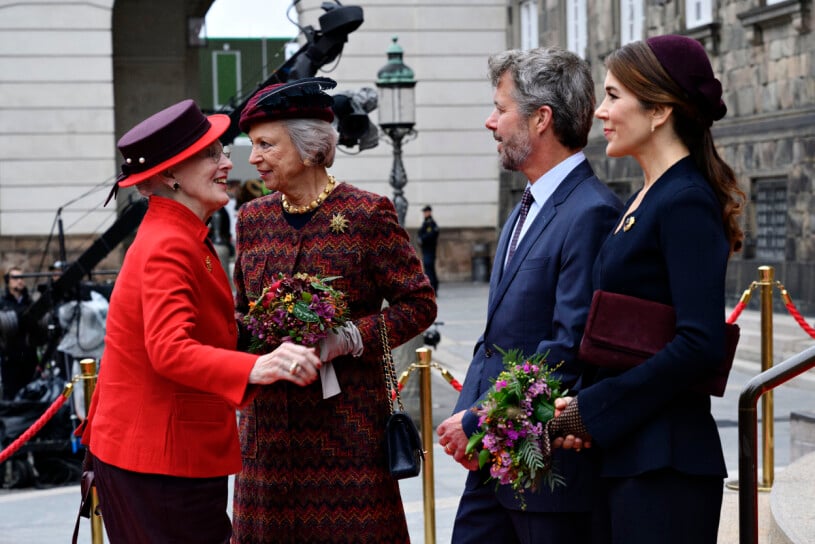 Folketinget öppnade i Köpenhamn, ett av danska kungafamiljens viktigaste uppdrag.