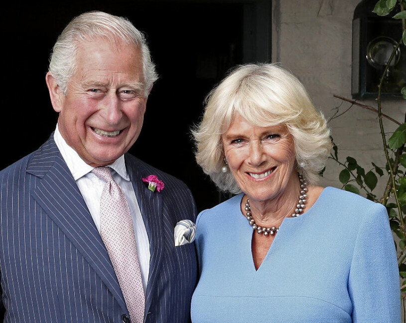 Kung Charles och drottning Camilla på en officiell bild