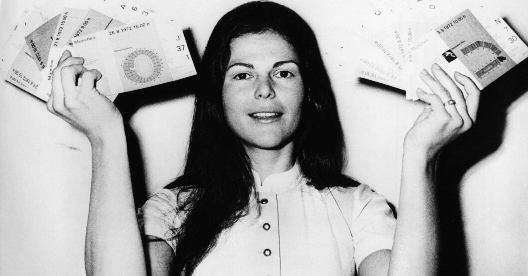 Drottning Silvia jobbade som värdinna under Olympiska Spelen i München 1972 där hon träffade kungen, och vilket hår hon hade! Drottning Silvia med långt hårt