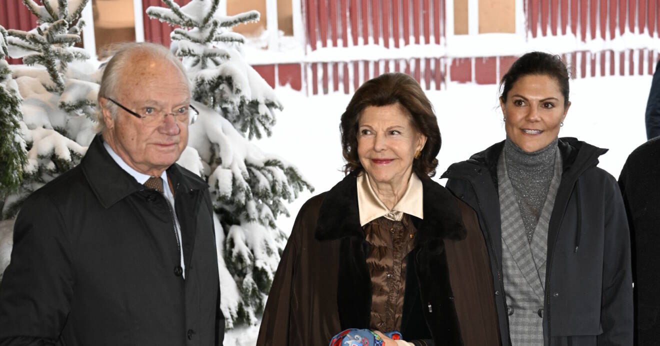 Kung Carl Gustaf, drottning Silvia och kronprinsessan Victoria